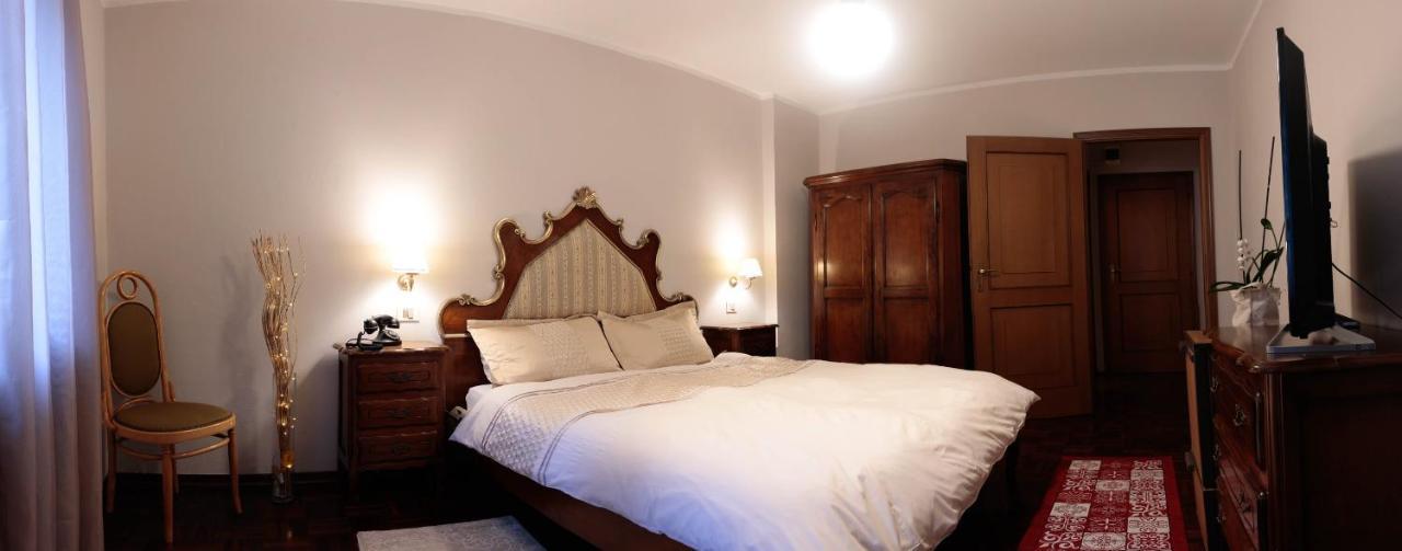 Villa Corona Tenno Ngoại thất bức ảnh